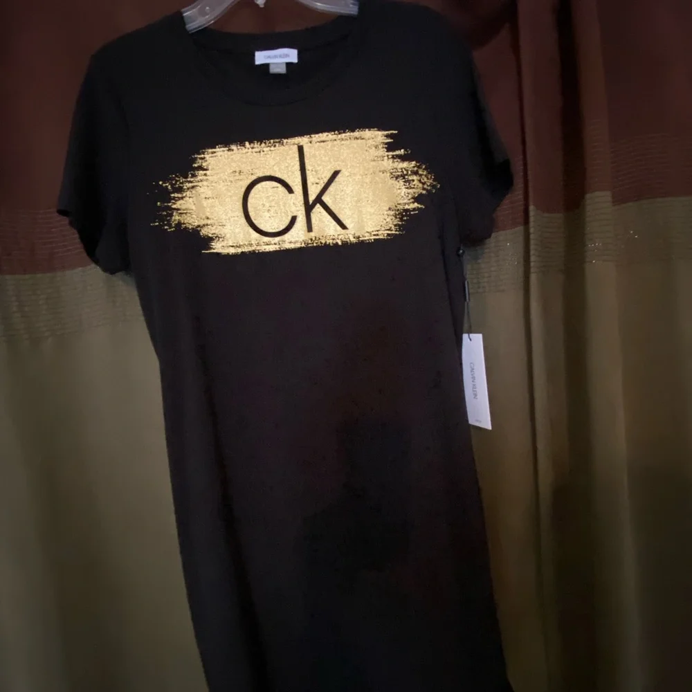 Calvin Klein Black Tee with Gold CK Logo - Picture 1 of 4